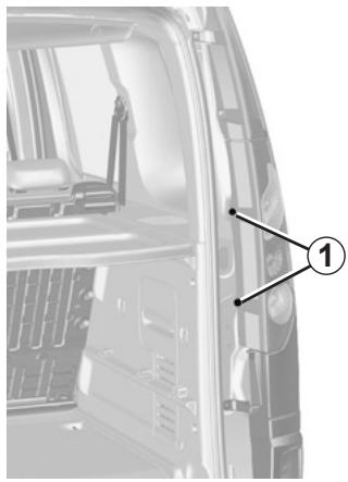 RENAULT KANGO ZE - FEUX ARRIÈRE : remplacement des lampes (1/3) - 1
