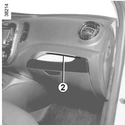RENAULT CAPTUR 2013 - ÉCLAIRAGE INTÉRIEUR : remplacement des lampes (1/2) - 3