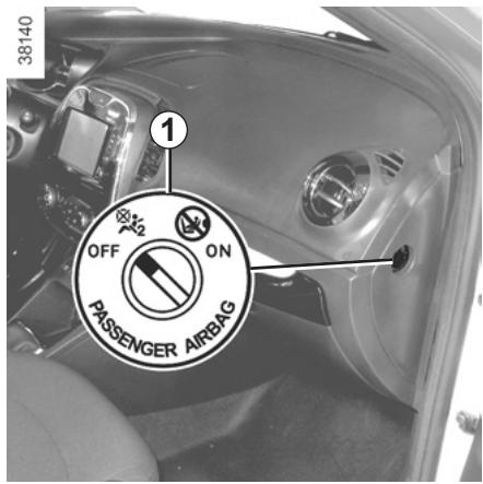 RENAULT CAPTUR 2013 - SÉCURITÉ ENFANTS : désactivation, activation airbag passager avant (1/3) - 1