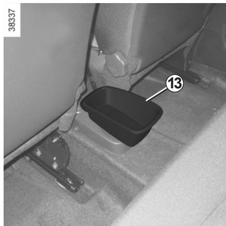 RENAULT CAPTUR 2013 - RANGEMENTS, AMÉNAGEMENTS HABITACLE (4/5) - 3
