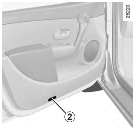 RENAULT CLIO 3 2010 - ÉCLAIRAGE INTÉRIEUR : remplacement des lampes (1/2) - 2