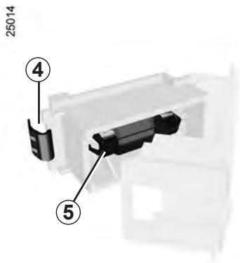 RENAULT CLIO 3 2010 - ÉCLAIRAGE INTÉRIEUR : remplacement des lampes (2/2) - 2