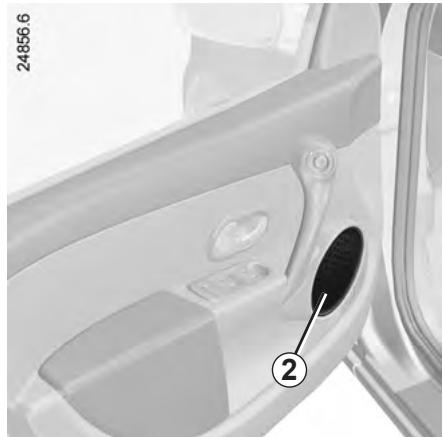 RENAULT CLIO 3 2010 - PRÉ-ÉQUIPEMENT RADIO - 2