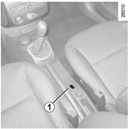 RENAULT CLIO 3 2010 - RÉGULATEUR-LIMITEUR DE VITESSE : fonction régulateur (1/4) - 1