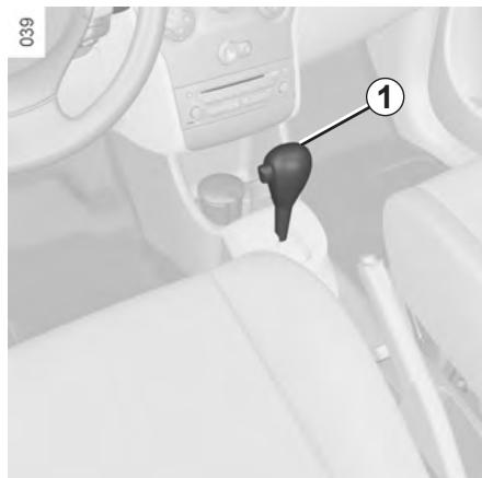 RENAULT GRAND MODUS 2011 - Changement de rapport à l'aide du levier - 1