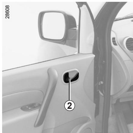 RENAULT KANGOO BE BOP 2011 - Ouverture de l'intérieur - 2