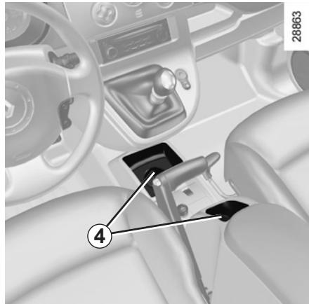 RENAULT KANGOO BE BOP 2011 - Prises accessoires - 1
