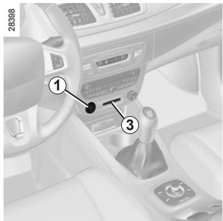 RENAULT MEGANE 3 2013 - Odeur persistante de carburant - 1