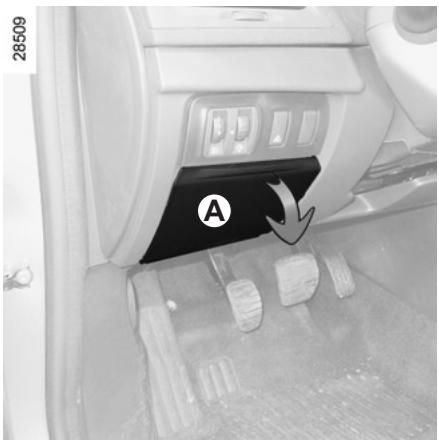 RENAULT MEGANE 3 2013 - FUSIBLES (1/2) - 1