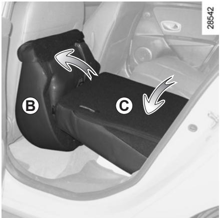 RENAULT MEGANE 3 2013 - BANQUETTE ARRIÈRE fonctionnalités (2/2) - 1