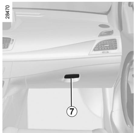 RENAULT MEGANE 3 2013 - RANGEMENTS, AMÉNAGEMENTS HABITACLE (2/4) - 4