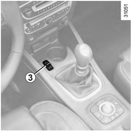 RENAULT MEGANE CC 3 2012 - TOIT RIGIDE ESCAMOTABLE EN VERRE : anomalie de fonctionnement (1/2) - 1