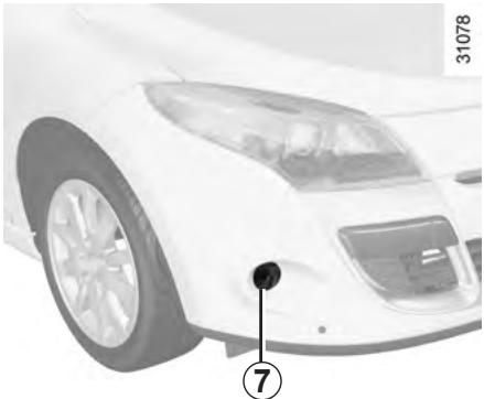 RENAULT MEGANE CC 3 2012 - PROJECTEURS AVANT : remplacement des lampes (3/3) - 1