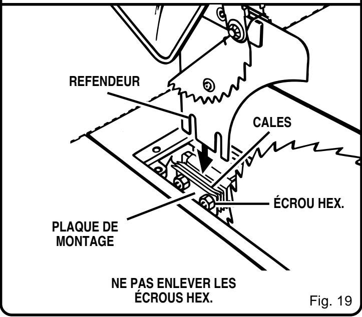 RYOBI BT3100-1 - INSTALLATION DU PROTÉGE-LAME - 3