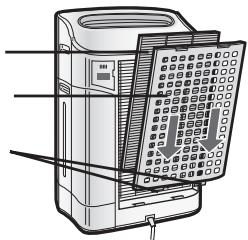 SHARP KC-860E - Inserire le due linguette inferiori (destra e sinistra) del pannello posteriore nelle piccole fessure presenti sull'apparecchio e far scorrere il filtro deodorante lavabile tra il filtro HEPA e il pannello posteriore. - 1