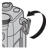FUJIFILM PREMIUM X-PRO1 - Fixez l'attache a un oeillet. - 2