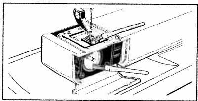 HUSQVARNA CLASSICA 95 - Uneven thread tension - 3