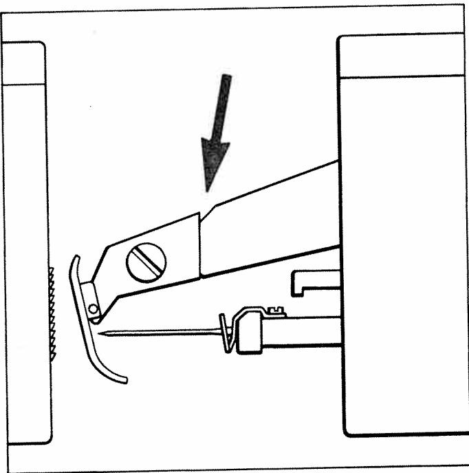 HUSQVARNA 5710 - Thread cutter - 1