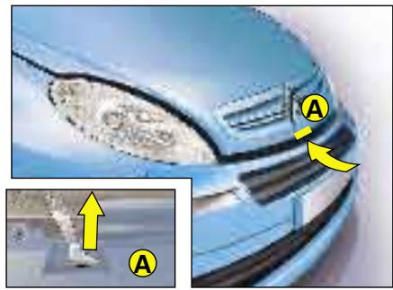 CITROEN XSARA PICASSO - Ouverture du capot moteur - 1