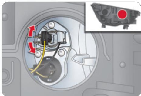 CITROEN C4 II - Changement des indicateurs de direction - 6