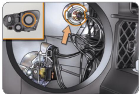 CITROEN C3 PICASSO 2011 - Changement des indicateurs de direction - 2