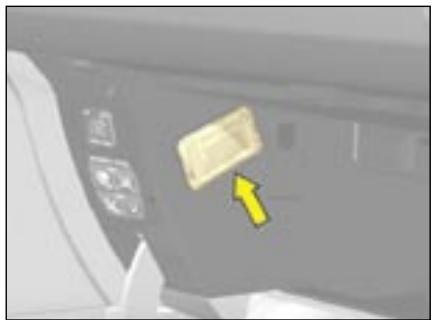 CITROEN C4 1 2006 - Éclaireur de coffre - 1