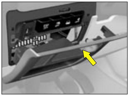 CITROEN C4 1 2006 - Remplacez le fusible usage par un fusible de même ampérage (même couleur) - 6