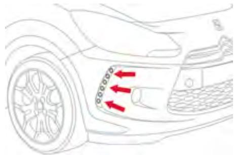 CITROEN DS3 2009 - Changement des projecteurs antibrouillard - 1
