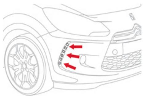 CITROEN DS3 2011 - Changement des projecteurs antibrouillard - 1