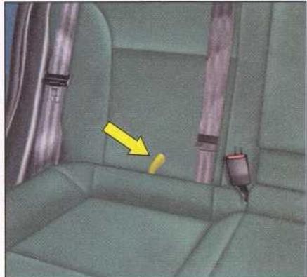CITROEN XSARA 2003 - Conseils pour l'installation de votre siège enfant ISOFIX - 4