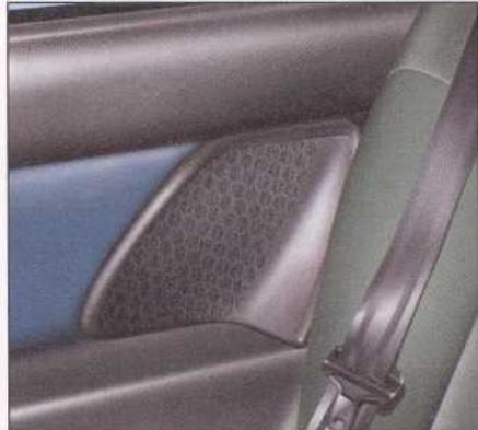CITROEN XSARA 2003 - A l'avant - 2