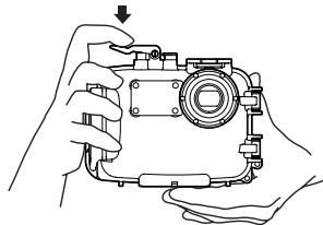 OLYMPUS PT-041 - Richtiges Betätigten des Auslöserhebels - 1