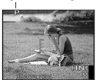 OLYMPUS PT-042 - Confirm the shooting scene and shooting mode. - 1