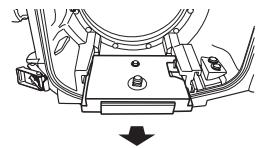 OLYMPUS PT-E03 - Comment monter et retirer le support d'appareil - 2