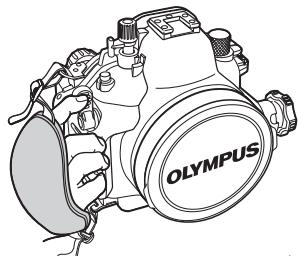 OLYMPUS PT-E03 - Utilisation de la dragonne - 2