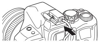 OLYMPUS PT-E03 - Comment raccorder le cable du sabot actif - 3