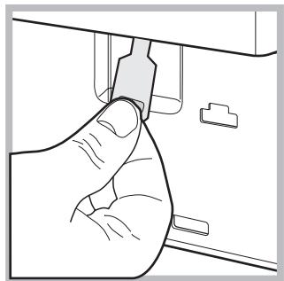 HOTPOINT ARMXXL 125 - Opening the porthole door manually - 4
