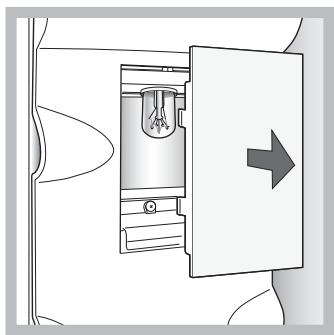 HOTPOINT BMBL 2025 CF/HA - Replacing the light bulb - 1