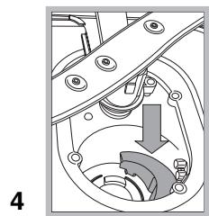 HOTPOINT LFF 8214 EU/HA - Limpar os filtros - 4