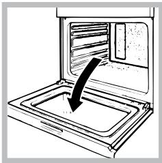 HOTPOINT FK 104 P 0 X/ HA - Per smontare la porta con le cerniere soft closing\*: - 1