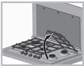 HOTPOINT PKL 751 T/IX/A - Limpar as partes da placa - 1