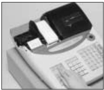 CASIO TE-2000 - Pour remplacer le rouleau de papier du journal - 2