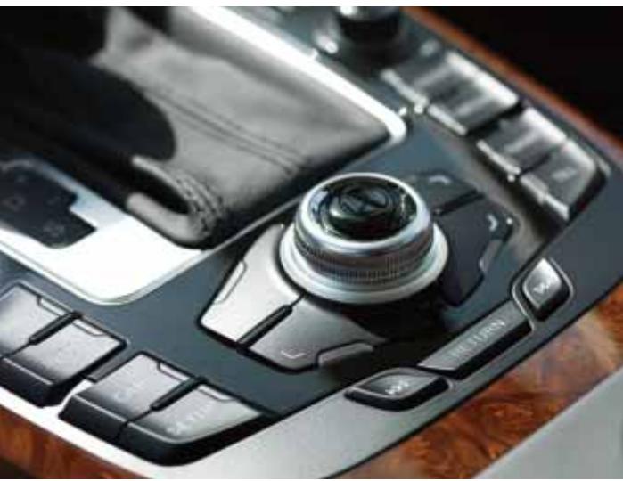 AUDI A5 SPORTBACK - En un instant, la forme devient fascination. - 15