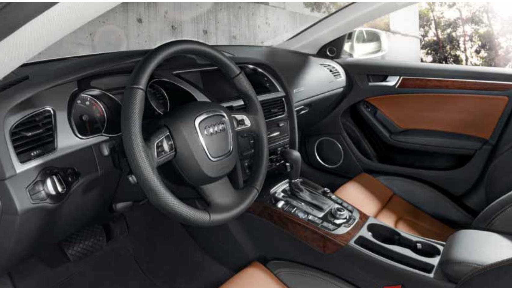 AUDI A5 SPORTBACK - En un instant, la forme devient fascination. - 12