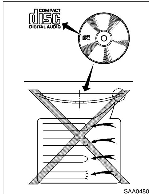 NISSAN MAXIMA 2002 - PRECAUTIONS DE FONCTIONNEMENT DU SYSTÉME AUDIO - 1