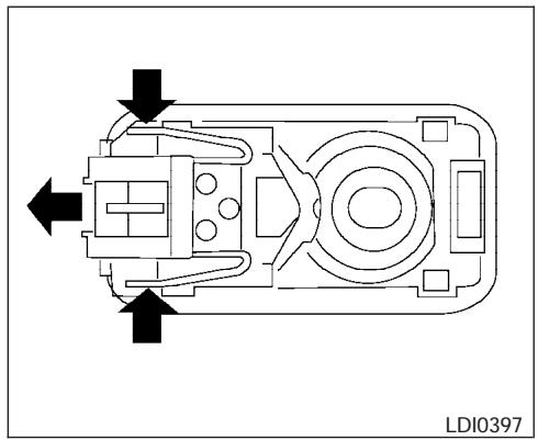 NISSAN MAXIMA 2005 - Lampes individuelles ou de lecture avant - Type B - 4