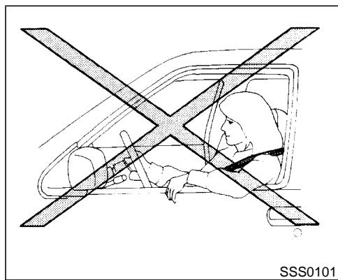 NISSAN PATHFINDER 2002 - ATTENTION - 2