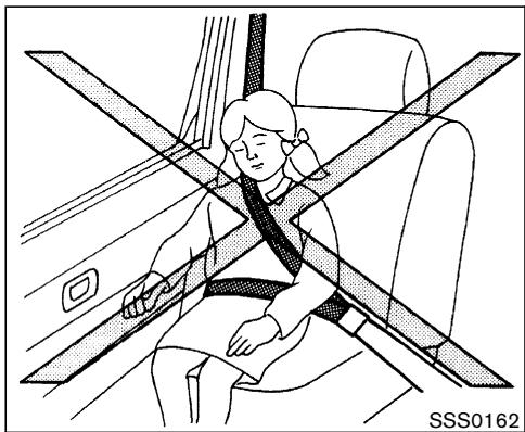 NISSAN PATHFINDER 2004 - ATTENTION - 4