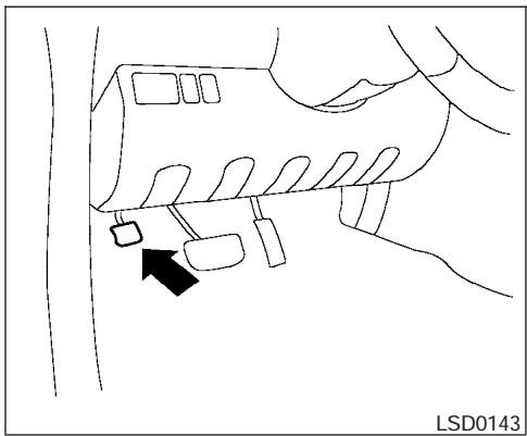NISSAN PATHFINDER 2005 - AVERTISSEMENT - 1