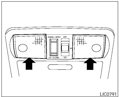 NISSAN PATHFINDER 2005 - LAMPES DE LECTURE - 1